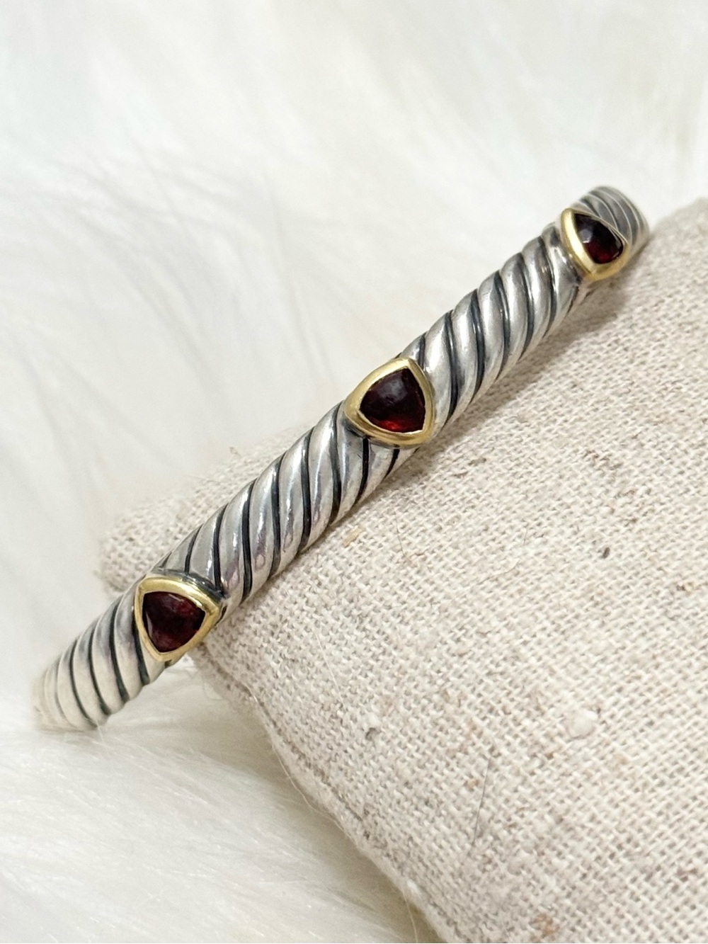 David Yurman .925 18K Gold 3 Stone Garnet Renaissance Bangle Bracelet
